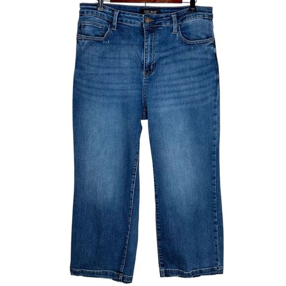 Judy Blue Women's Crop Wide Leg Jeans Blue Size 15 / 32 Mid Rise Stretch Denim - Picture 2 of 8